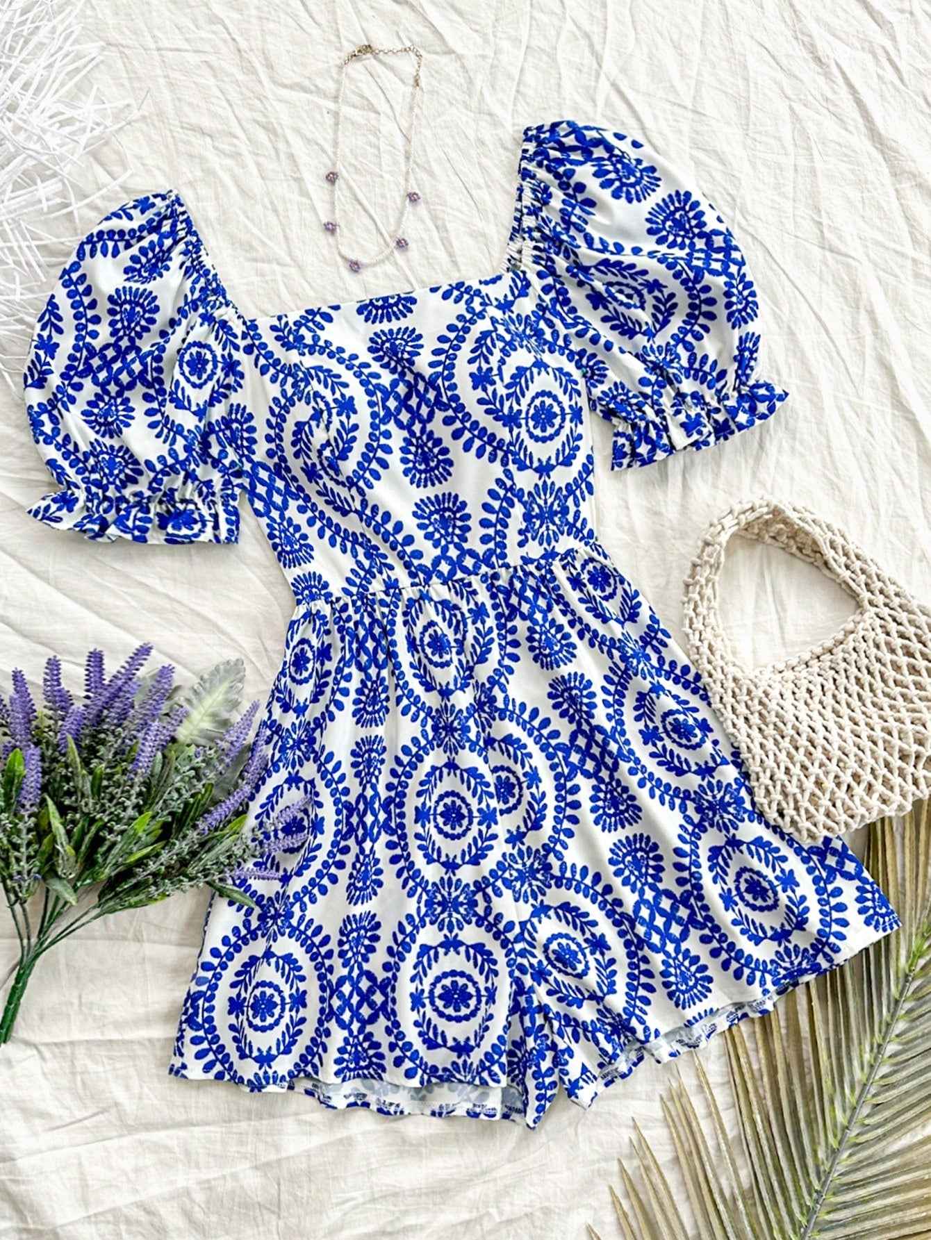 Ofashions Women's Floral Print Romper with Square Neck and Puff Sleeves for Vacation Casual Wear