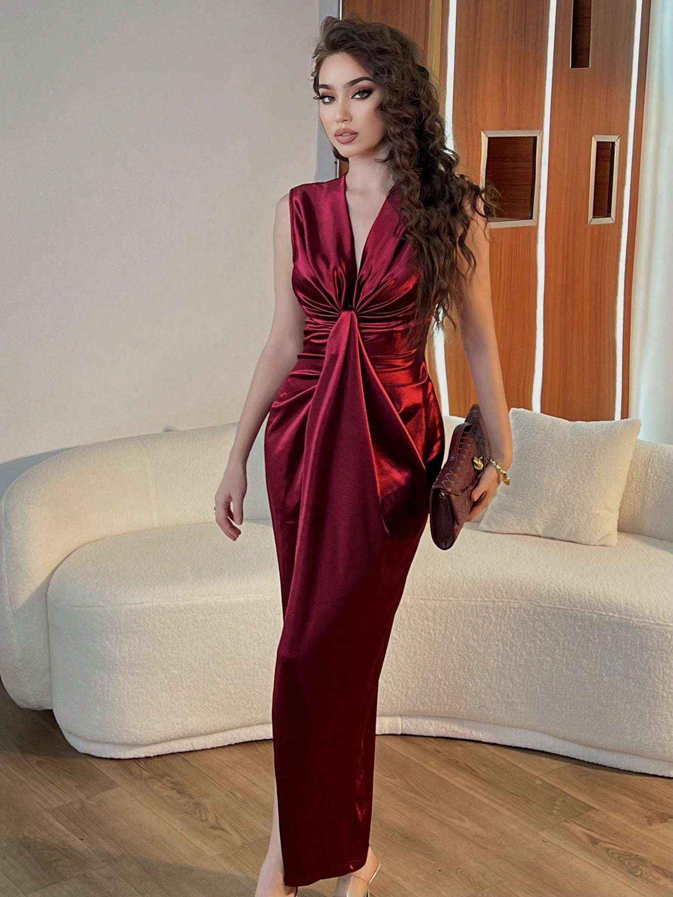 Elegant Women's Dress - Slim Tailoring, High-Quality Fabrics, Simple and Atmospheric Style